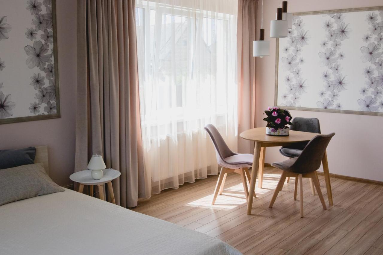 Apartments In Joniskis Luaran gambar