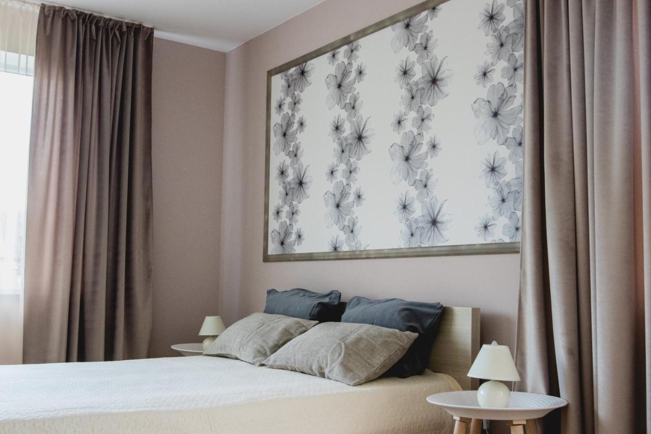 Apartments In Joniskis Luaran gambar